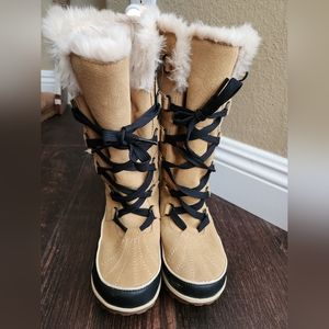 Sorel Beige and Black Fur-Lined Boots